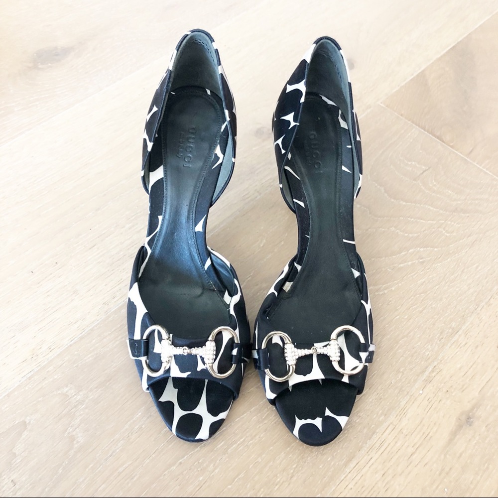 Stunning GUCCI black/white animal print heels